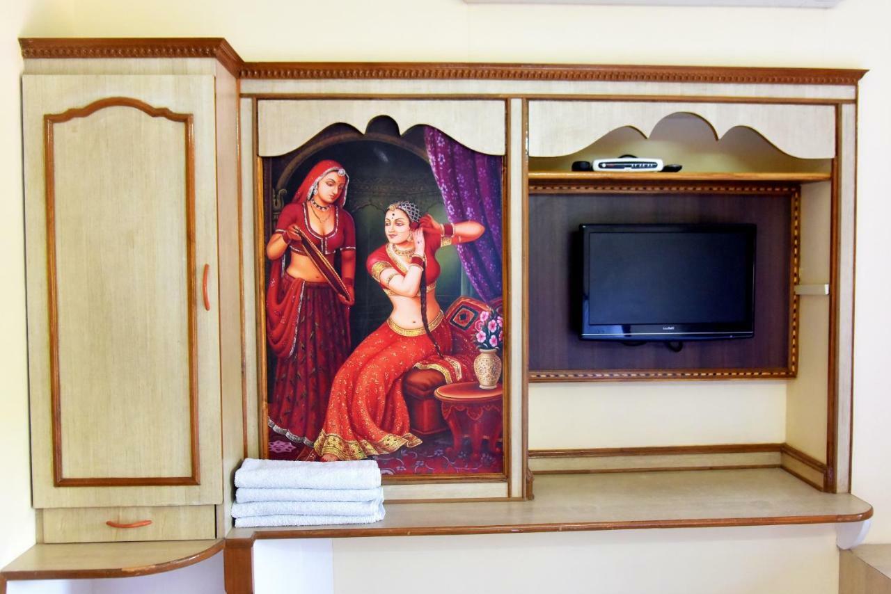 Jee Ri Haveli Ξενοδοχείο Τζοντχπούρ Εξωτερικό φωτογραφία